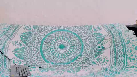 Tom  online show from December 30, 8:25 pm