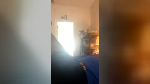 tomg978 online show from July 23, 2:25 pm
