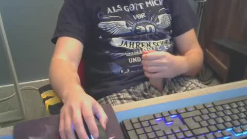 tomin3m online show from February 23, 7:28 pm