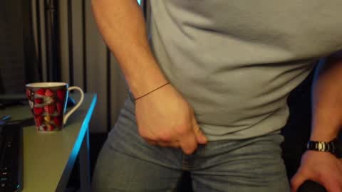  tommy burnzzz  online show from January 19, 2:36 am