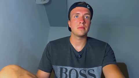 Snapshot of tommy_cumfinger chatting on January 31, 7:39 am Tommy online show from January 31, 7:39 am