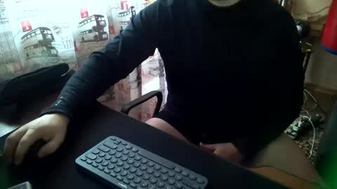 Tommi Li online show from January 8, 7:34 am