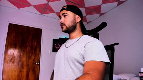 tommy_sccott online show from January 17, 3:34 am