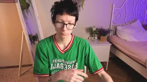 tommy_stars online show from April 2, 5:15 am