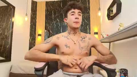 tommy_will online show from January 14, 3:14 am