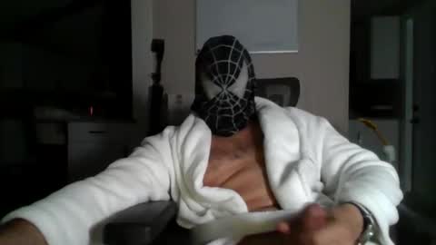 TOMMYRENO69 online show from April 13, 7:45 am