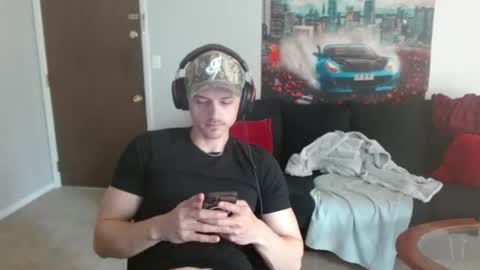 Tommy Strokes online show from April 13, 4:44 pm