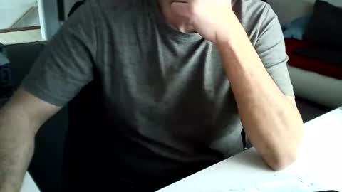 Tom online show from December 30, 12:42 pm