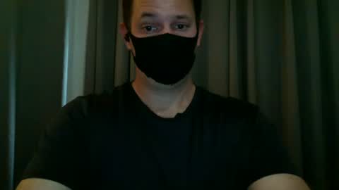 TooMuchGirth online show from November 3, 5:25 pm