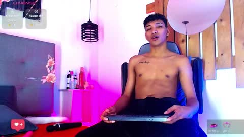 Tony And Rick online show from November 30, 6:42 am