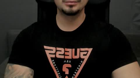 TonyWilcox online show from November 27, 6:32 am