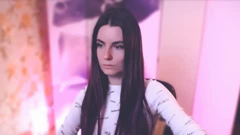 Elizabeth online show from February 23, 11:33 am