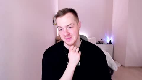 toohornyserj online show from February 17, 9:32 pm