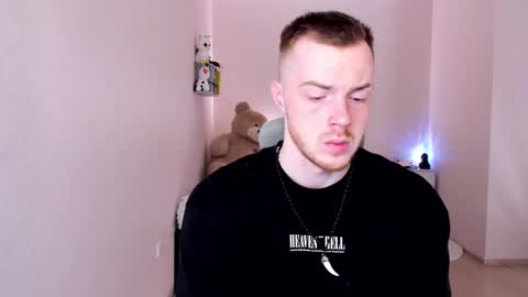 toohornyserj online show from March 1, 10:21 pm