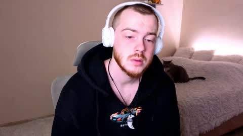 toohornyserj online show from March 27, 8:21 pm