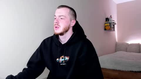 toohornyserj online show from October 25, 8:42 pm