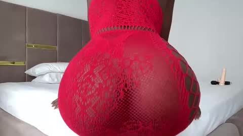 tootie03 online show from April 8, 9:56 am