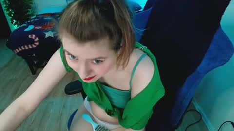 topcranberry online show from April 2, 1:35 am