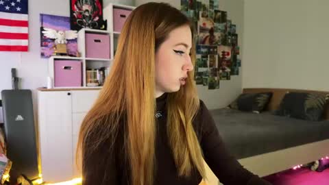 Lina  Next stream January 4  11am UTC 0 online show from April 14, 1:47 pm