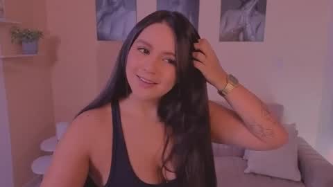 Tori Cross online show from April 19, 5:25 pm