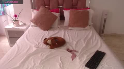 Snapshot of toriivy chatting on September 18, 6:45 pm toriivy online show from September 18, 6:45 pm