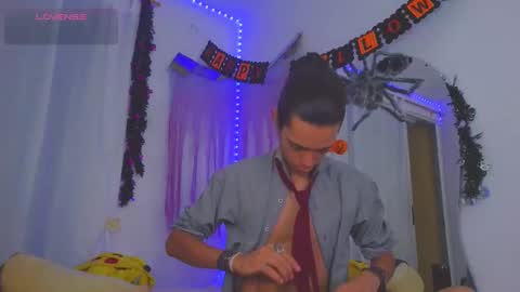 Snapshot of torino_19 chatting on October 10, 11:20 pm Enzo Moretti online show from October 10, 11:20 pm