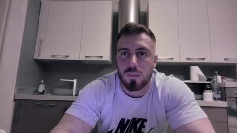 toro_arrapato online show from December 15, 3:56 am