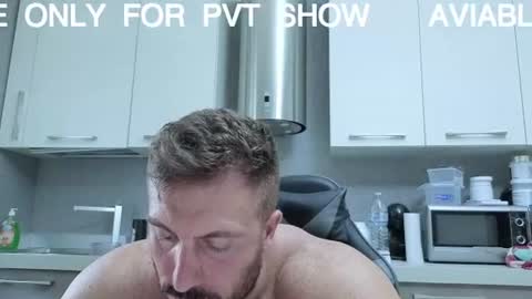 toro_arrapato online show from August 4, 2:46 pm