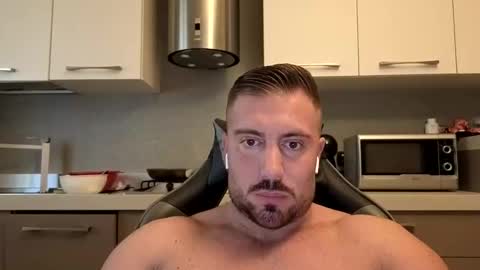 toro_arrapato online show from April 21, 8:32 am