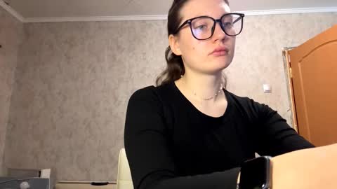 Anita online show from February 25, 11:03 am