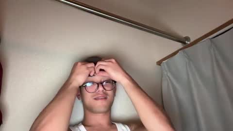 Karo online show from April 20, 5:27 pm