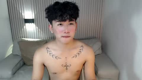 totalbabe1x online show from July 28, 5:46 pm