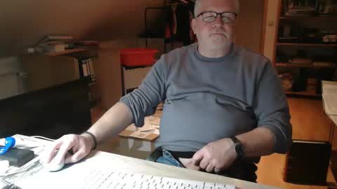 toto758 online show from October 9, 9:09 pm