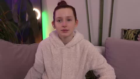 Bella online show from February 21, 5:31 pm