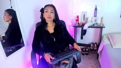 Snapshot of tracy_lambo chatting on October 13, 1:24 pm tracy online show from October 13, 1:24 pm