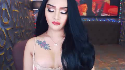 Snapshot of transplayfullolivia chatting on January 18, 10:06 pm KYLIE BELLA TS online show from January 18, 10:06 pm