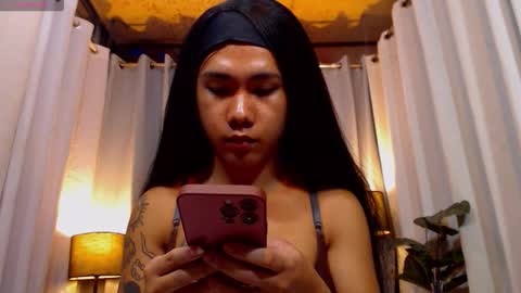 transpornidol online show from March 11, 7:50 pm