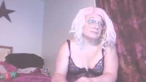 traphouseslutbunny4fun online show from October 26, 2:23 am