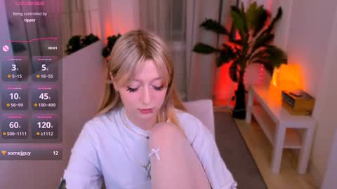 Nyuta Hartmann online show from February 7, 6:56 pm