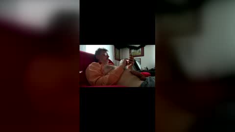 trebgeis1 online show from December 19, 1:17 pm