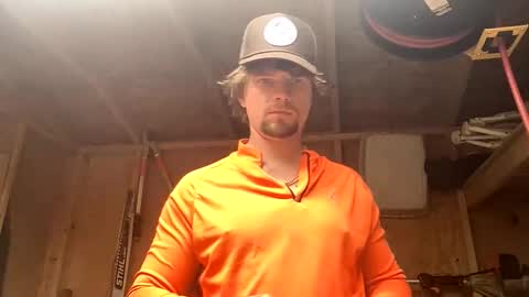 treeman817 online show from April 21, 3:52 pm