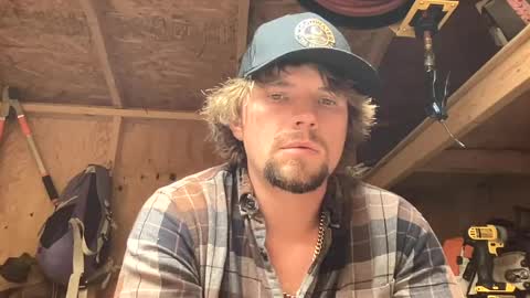 treeman817 online show from July 23, 8:28 pm