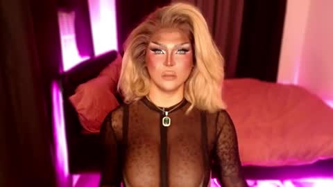 Jade online show from December 14, 8:42 am