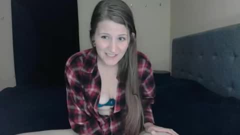 tressabelle online show from November 16, 2:24 am