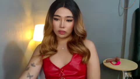 trexie_fucks15 online show from November 27, 6:54 am