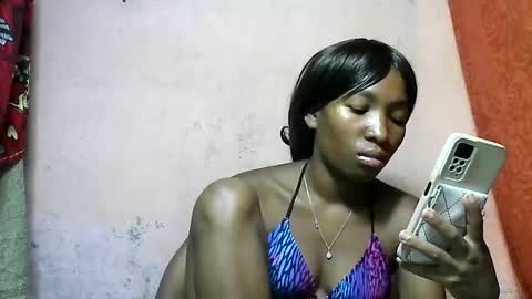 tricia9794 online show from March 27, 8:48 am