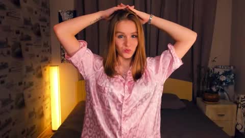 Bubbles online show from October 28, 7:37 pm