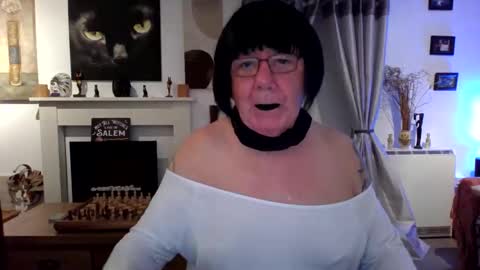 trinity1011 online show from January 16, 11:25 pm