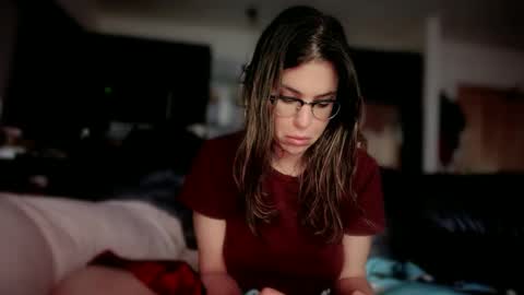 MadisonMontgomery online show from September 18, 6:50 am