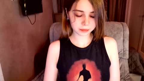 tripleprinces online show from February 10, 4:54 pm